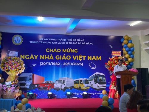TRUNG TÂM ĐÀO TẠO LÁI XE Ô TÔ, MÔ TÔ ĐÀ NẴNG TỔ CHỨC KỶ NIỆM 43 NĂM NGÀY NHÀ GIÁO VIỆT NAM 20/11