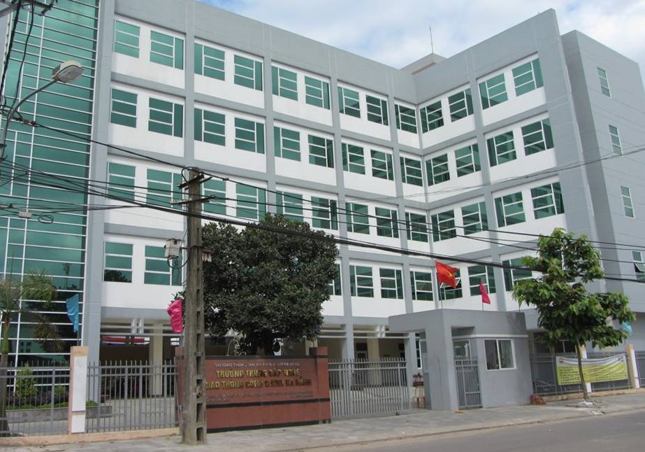 Thông báo kế hoạch sát hạch học viên Trường Nguyễn Thượng Hiền